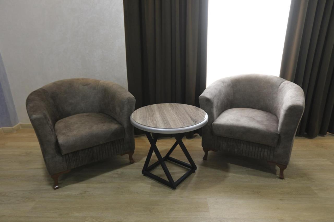 Chlnor Hotel Andijan Bagian luar foto