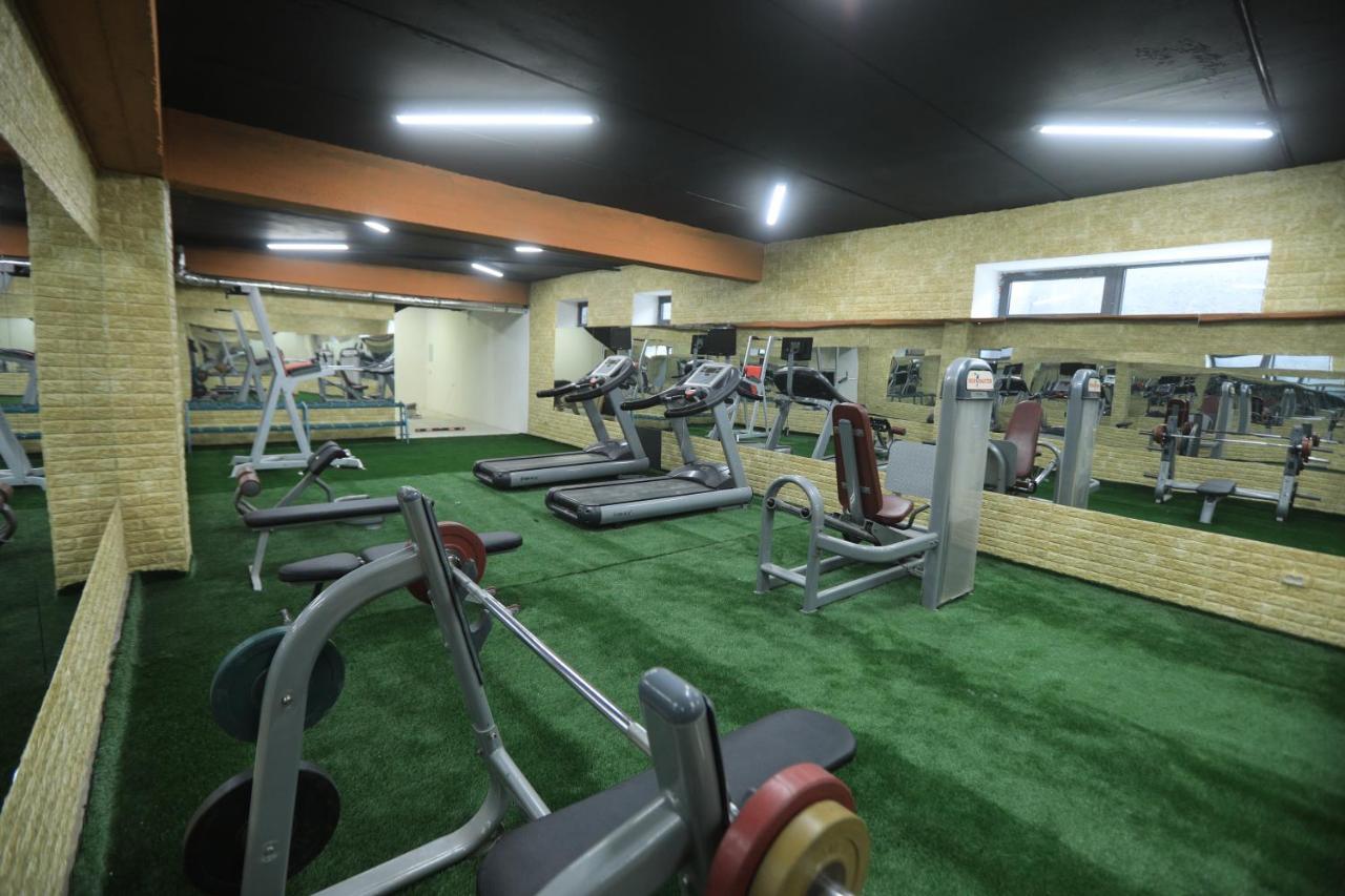 Chlnor Hotel Andijan Bagian luar foto