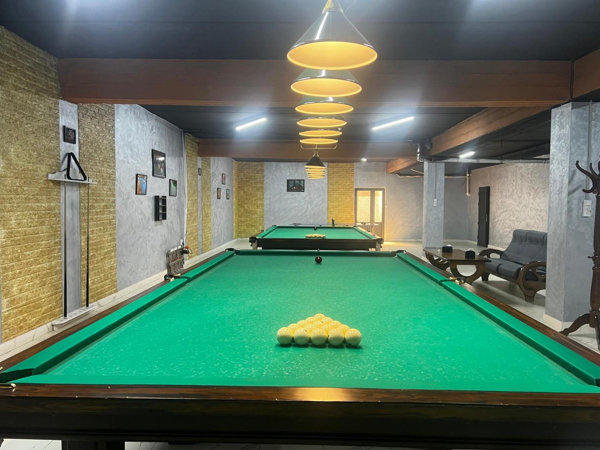 Chlnor Hotel Andijan Bagian luar foto